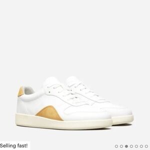 Everlane White and Tan Sneakers Minimalist Low-Top Design